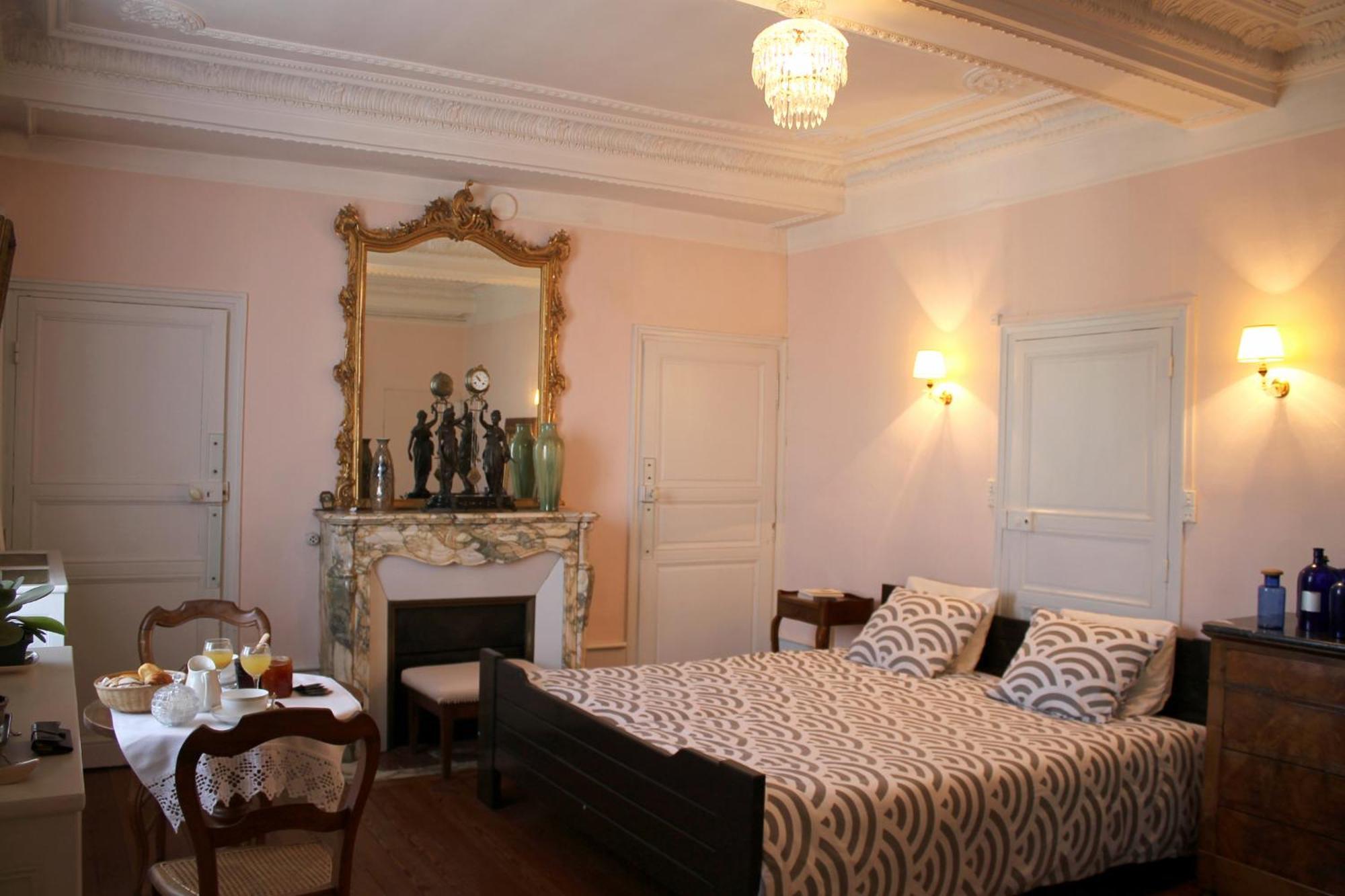 Chambres D'Hotes La Distillerie B&B Saint-Germain-du-Bois Екстер'єр фото